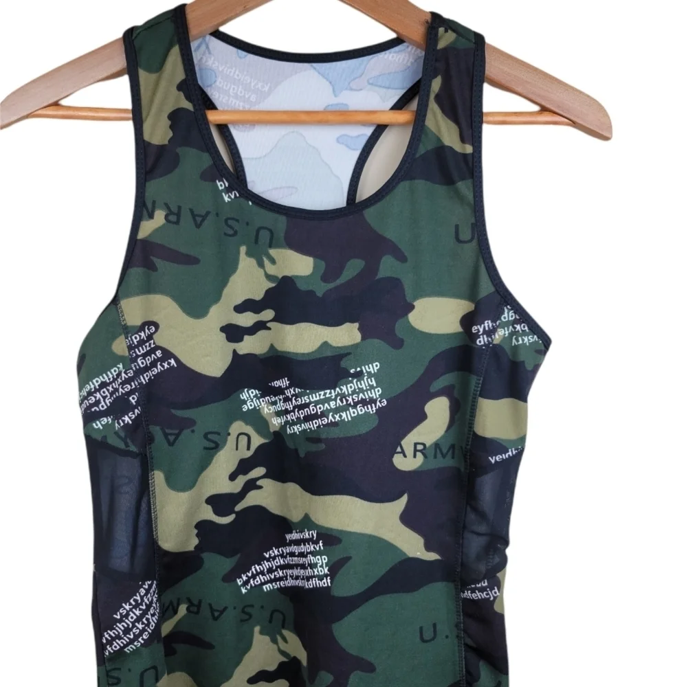 URBAN LOOK Graffiti Camouflage  Women's Athleisure Yoga/Jogger Set‎